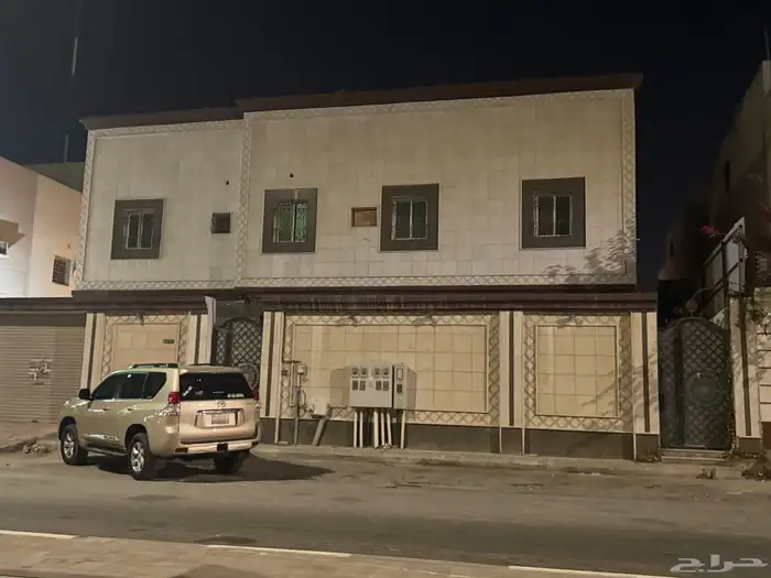 للبيع دور و 3 شقق بحي طيبه - الدمام 1