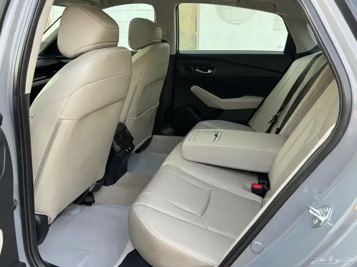 هوندا اكورد 2023 سبورت 17