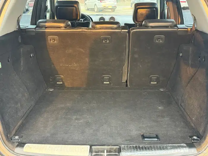 للبيع جيب مرسيدس ML 63 AMG 12