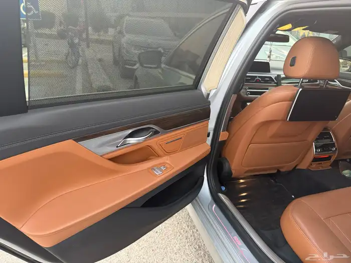 بي ام دبليو 730 4 سلندر جدا  فخم و اقتصادي 15