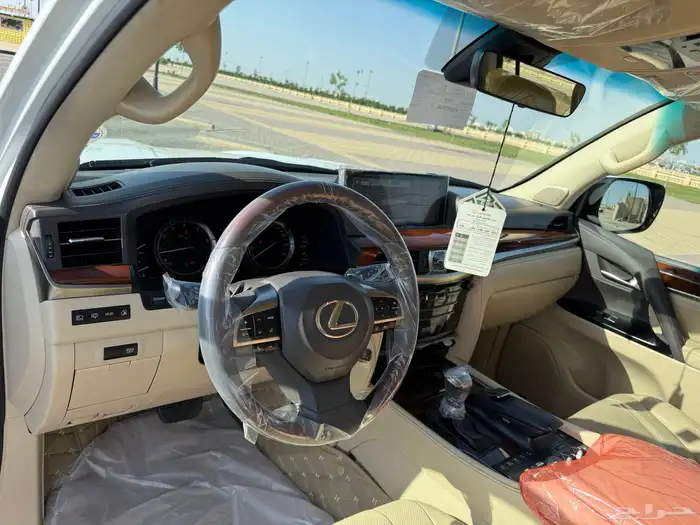 جيب لكزس 2017 فل كامل خليجي شد بلد الدفعه الاخيره 16