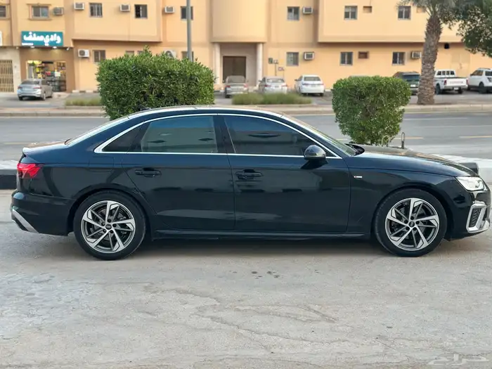 اودي A4 S Line موديل 2024 5