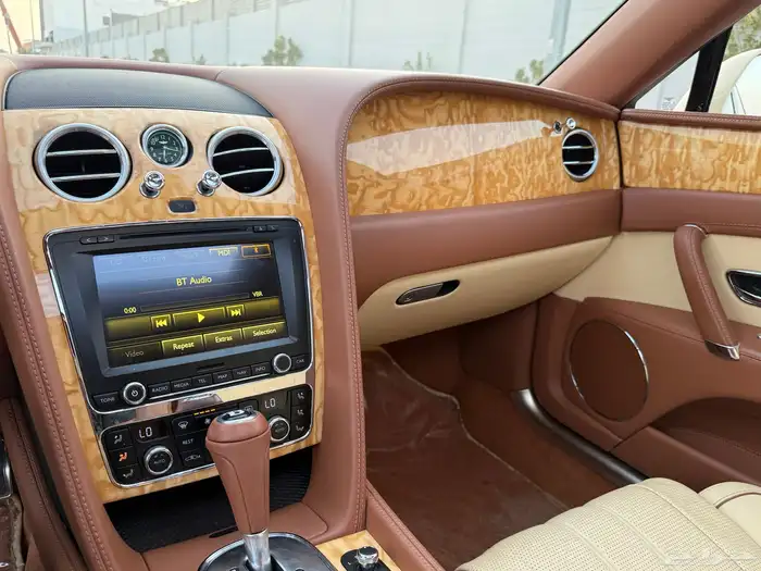 بنتلي فلاينج سبير 2015 ممشى 45 الف ثاني مالك بودي وكاله 14