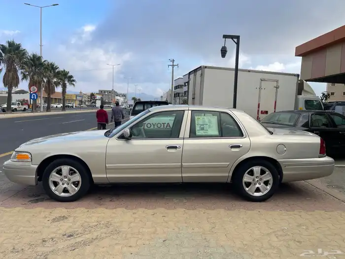 فورد كراون فكتوريا 2012 سعودي 1