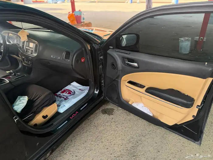 دودج تشارجر 6 سليندر 6