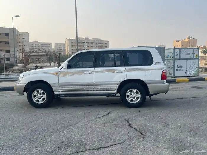 جيب لاندكروزر VX-R قمة النضافة 2002 19