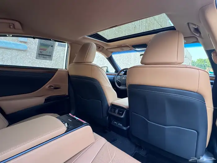 لكزس ES250 2023 فل كامل 30