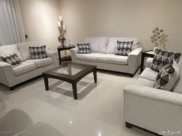 كنب اشلي - تقريبا جديد 0