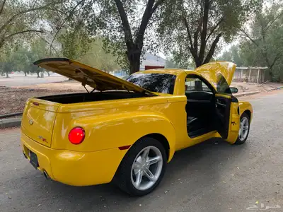 مخزن كشف ونيت بيك اب شيفرولية SSR موديل 2003 index