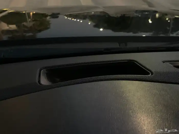 اسكاليد بريميوم 2017 بحالة الوكالة 27