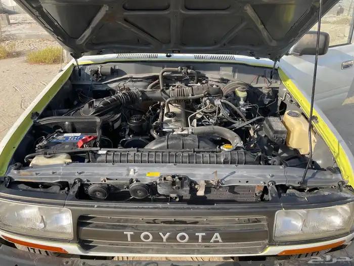 للبيع لاندكروزر 1991 ( مخزن ماشي 26 الف ) 6