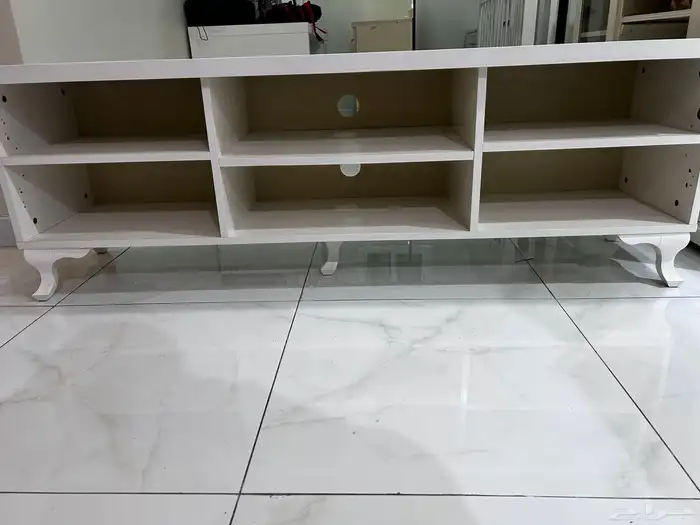 طاولة تلفاز 1