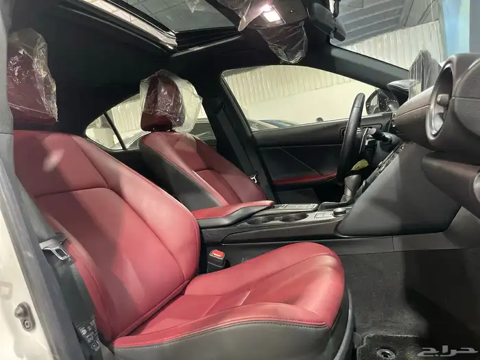 لكزس IS300 2023 12