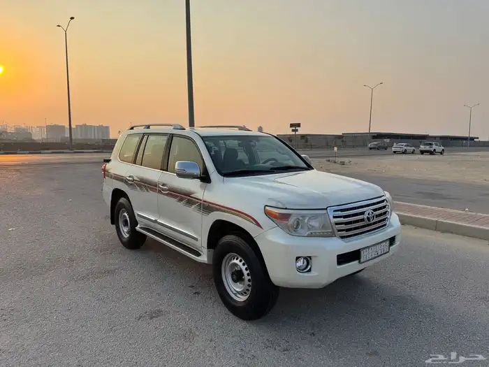 جيب لاندكروزر 2010 G 6