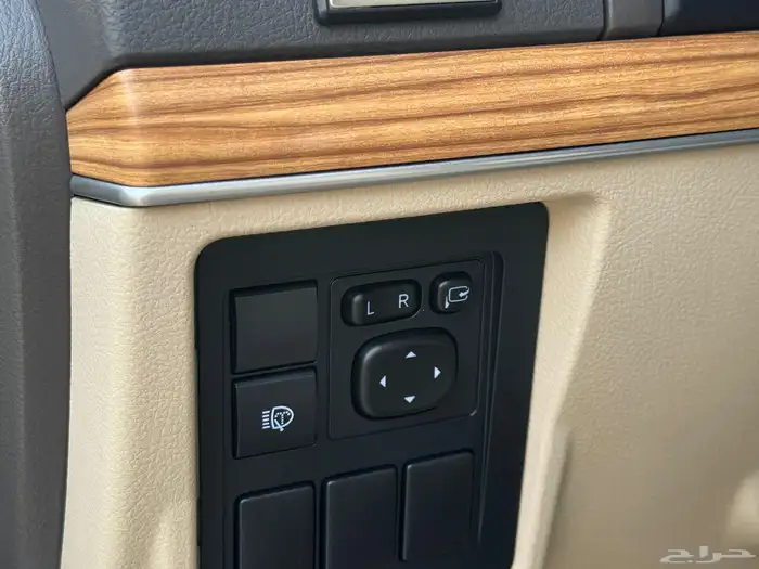 تويوتا برادو 2021 فل كامل VX 14