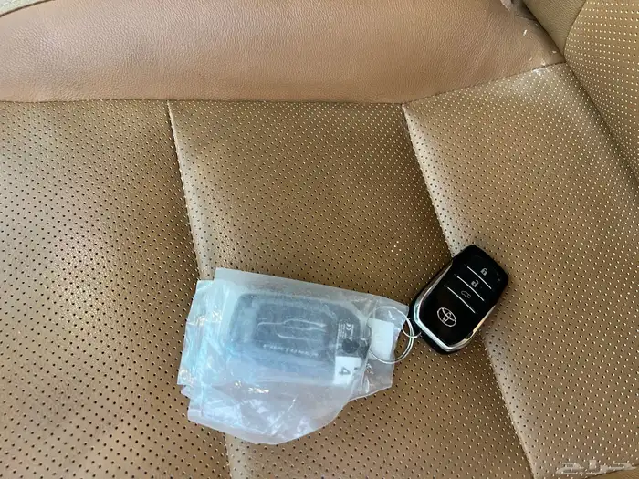 فورتشنر 2024 VX3 فل كامل سته سلندر بنزين 11