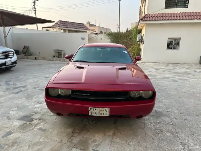 دودج تشالنجر sxt 2013 للبيع 0