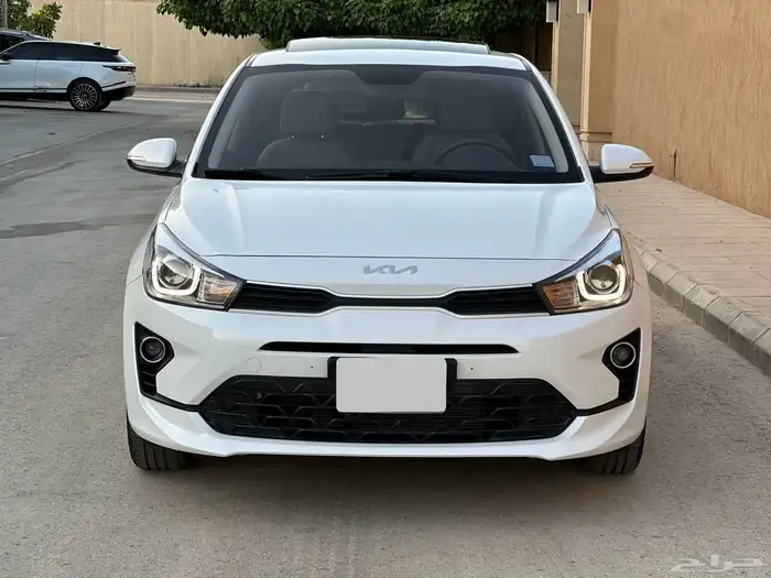 كيا ريو هاتش باك فل كامل العداد21 الف فقط 2023 0