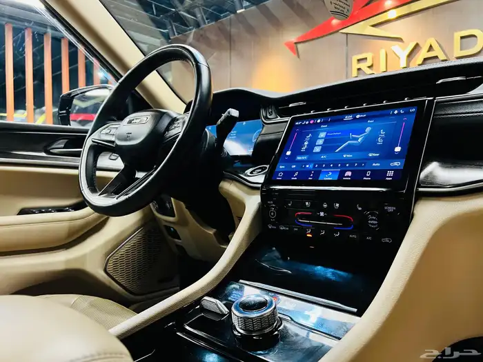 جراند شيروكي 2021 فل كامل لمتد ( بحاله ممتازه) 10