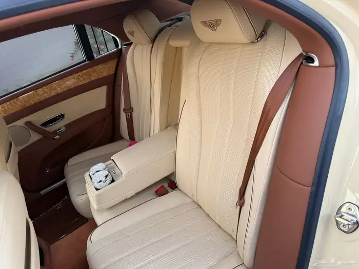 بنتلي فلاينج سبير 2015 ممشى 45 الف ثاني مالك بودي وكاله 11