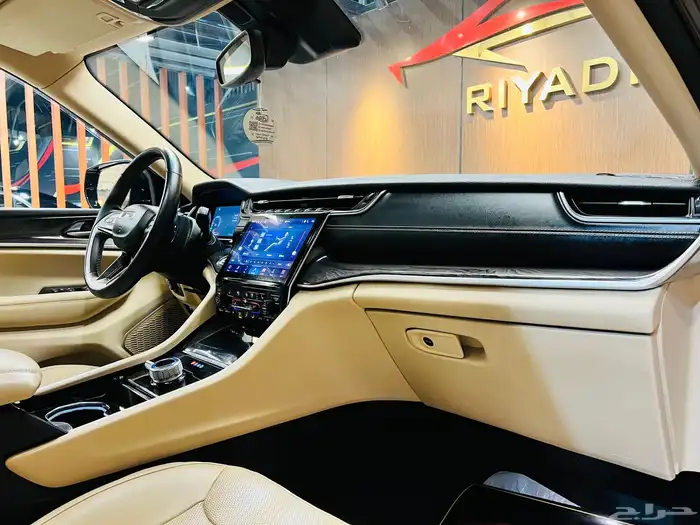 جراند شيروكي 2021 فل كامل لمتد ( بحاله ممتازه) 14