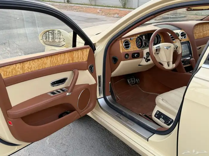 بنتلي فلاينج سبير 2015 ممشى 45 الف ثاني مالك بودي وكاله 9