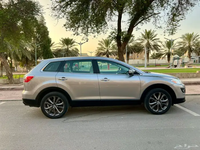 جيب مازدا Cx9 فل كامل نظيف جدا 17