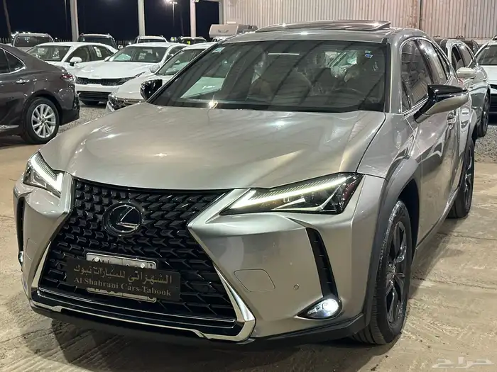 لكزس UX موديل 2021 سعودي بحالة الوكالة 2