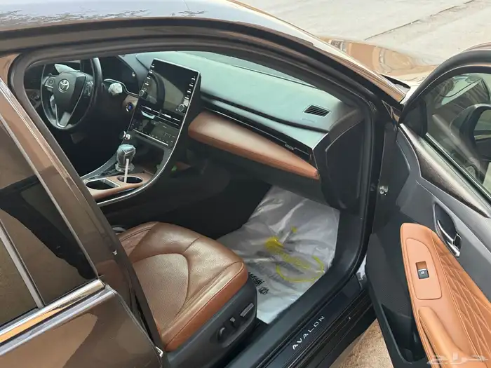 تويوتا افالون 2019 9