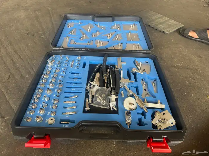 خدمة غيار زيت الجيربوكس جميع انواع السيارات بالجهاز او يدوي 5