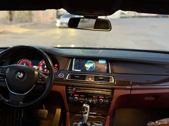 بي ام دبليو 2015 730Li 12