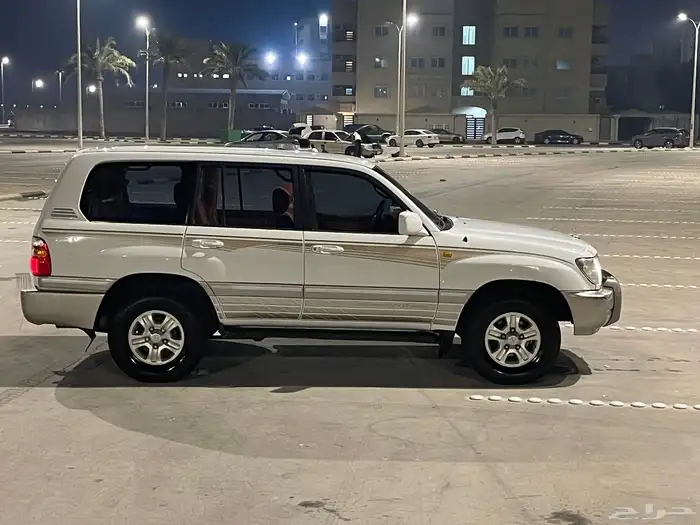 جيب لاندكروزر VX-R قمة النضافة 2002 7