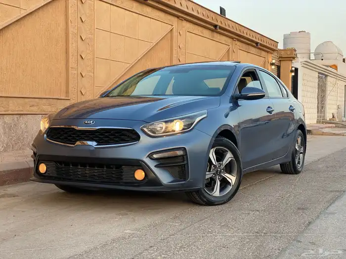 كيا سيراتو 2021 فل كامل نظيف للبيع 0