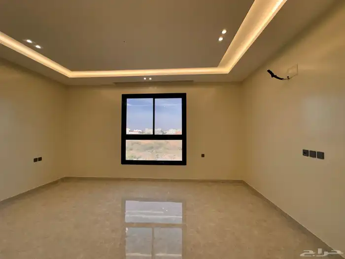 للبيع روف دور علوى وملحق بسعر ممتاز 620 الف خميس مشيط 10