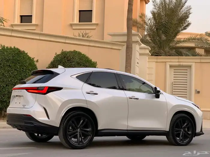 لكزس NX350 موديل 2022 بحالة الوكاله ممشى 60 الف 8
