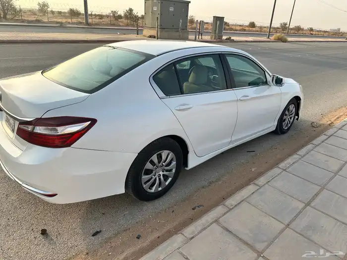 للبيع هوندا اكورد 7