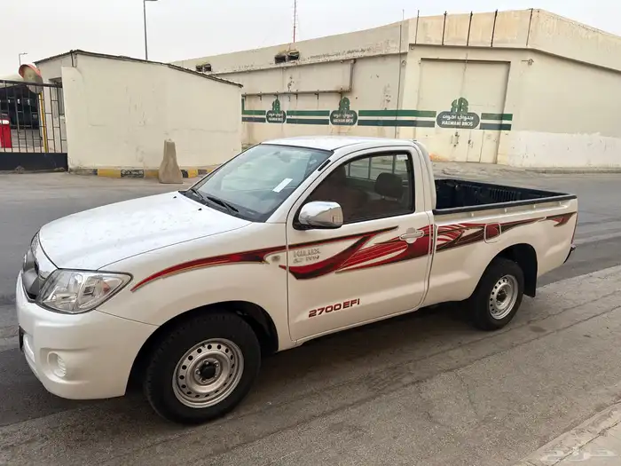 للبيع هايلوكس2010 GLX 1