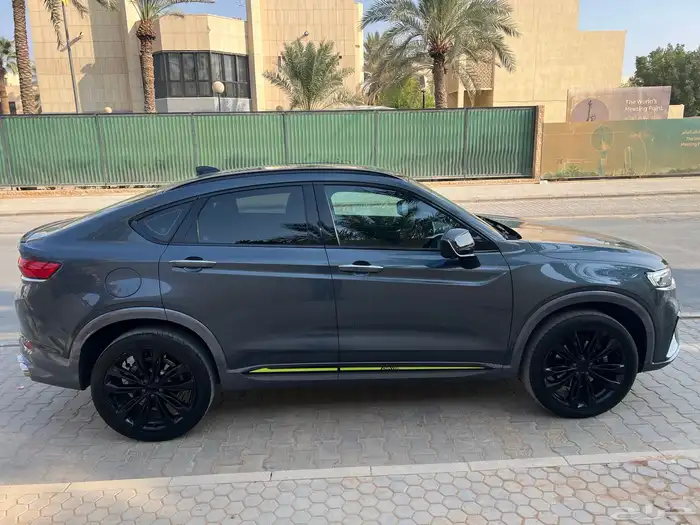 للبيع جيلي توجيلا 2024 فل كامل 4