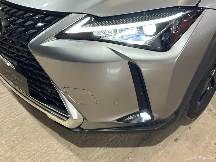 لكزس UX موديل 2021 سعودي بحالة الوكالة 44