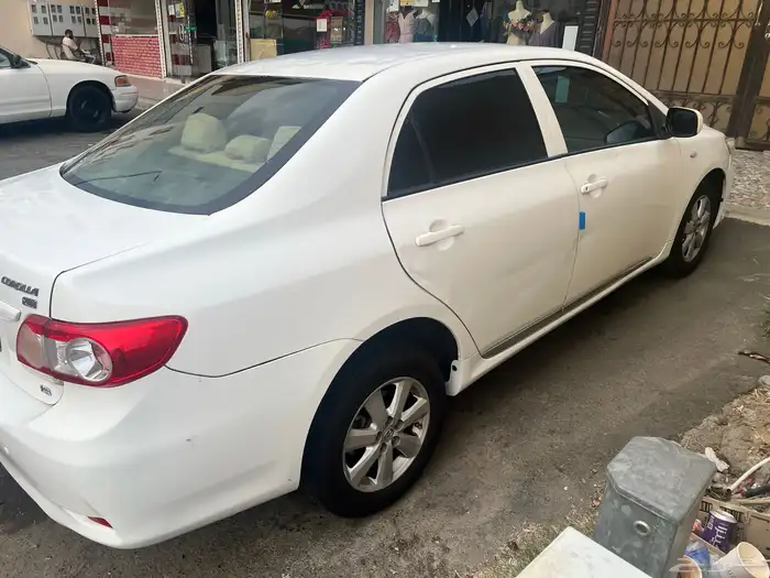 كورولا 2011 للبيع 4