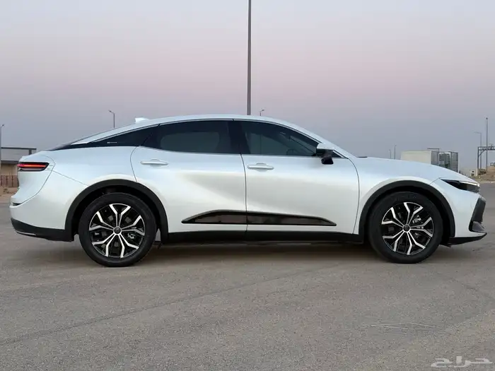 كراون بريميوم 2023 6