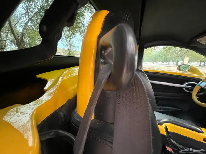 مخزن كشف ونيت بيك اب شيفرولية SSR موديل 2003 46