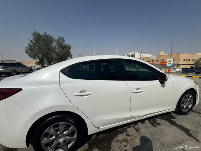 Mazda 3 2015 مازدا 10