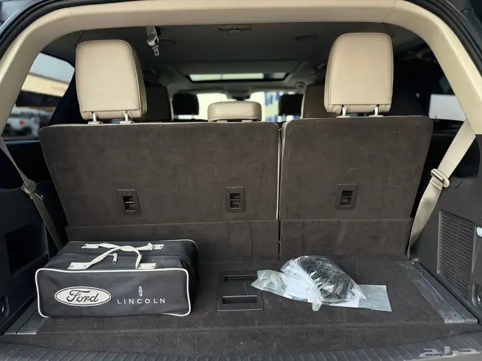 فورد اكسبديشن full options XLT 2021 8