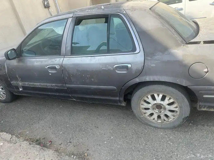 سيارة فورد موديل 2008 0