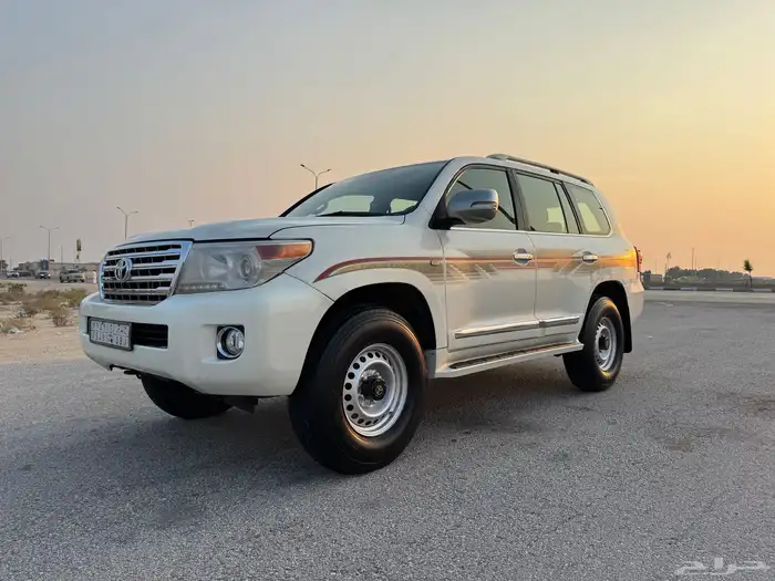 جيب لاندكروزر 2010 G 7