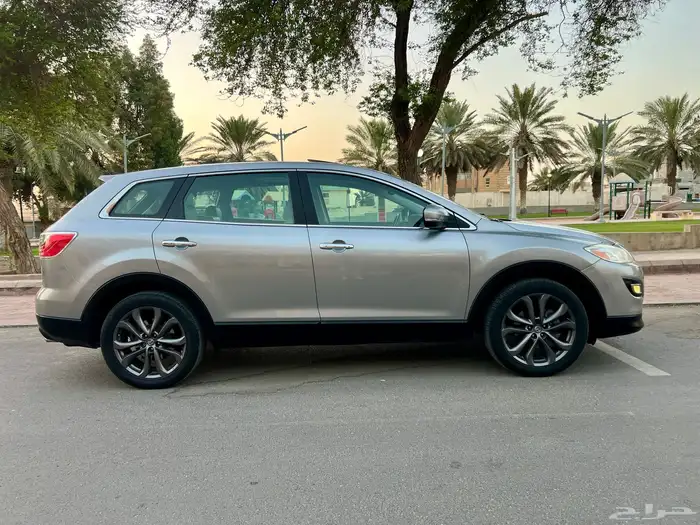 جيب مازدا Cx9 فل كامل نظيف جدا 8