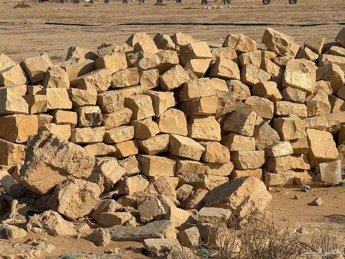 حجر للبناء 3