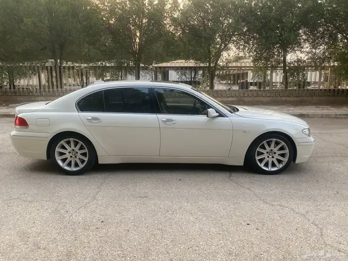 بي ام دبليو 745Il نظيف جدااا 6