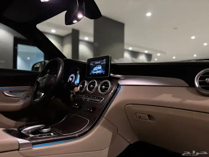 GLC 2018 مرسيدس شرط 9